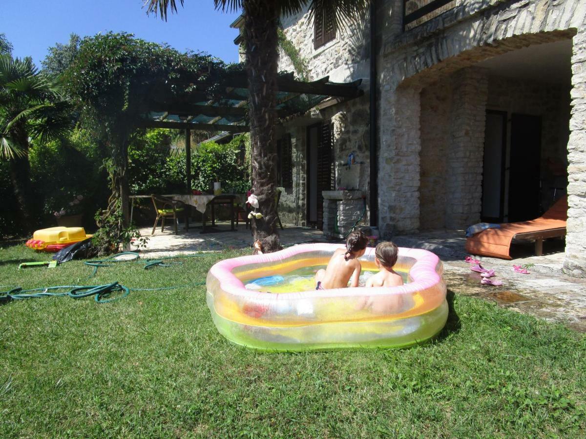 Holiday Home Vižinada 外观 照片